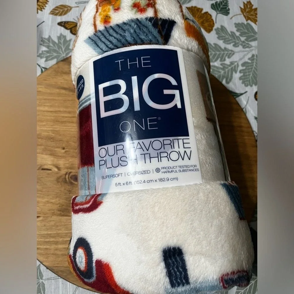 The Big One Oversized Plush Throw Blanket Fall Farmers Market Pumpkins 60